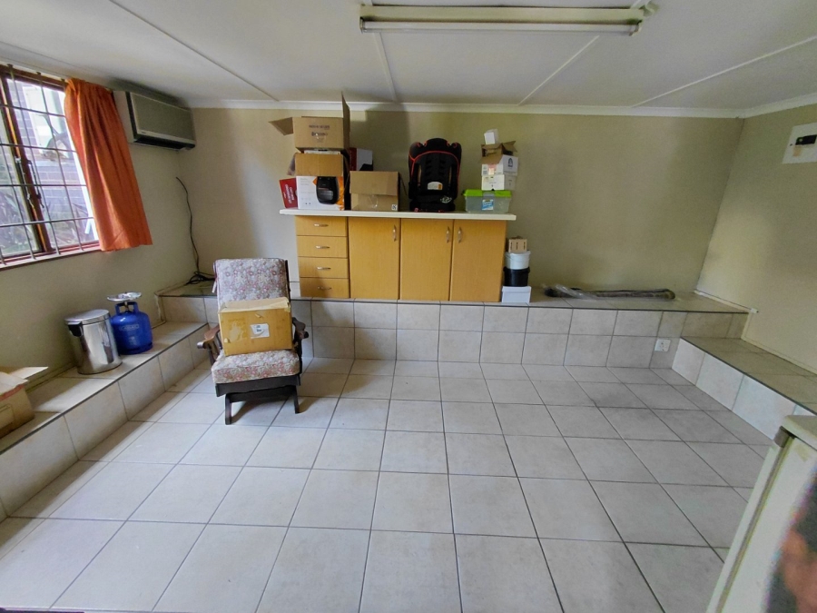 8 Bedroom Property for Sale in Sherwood KwaZulu-Natal