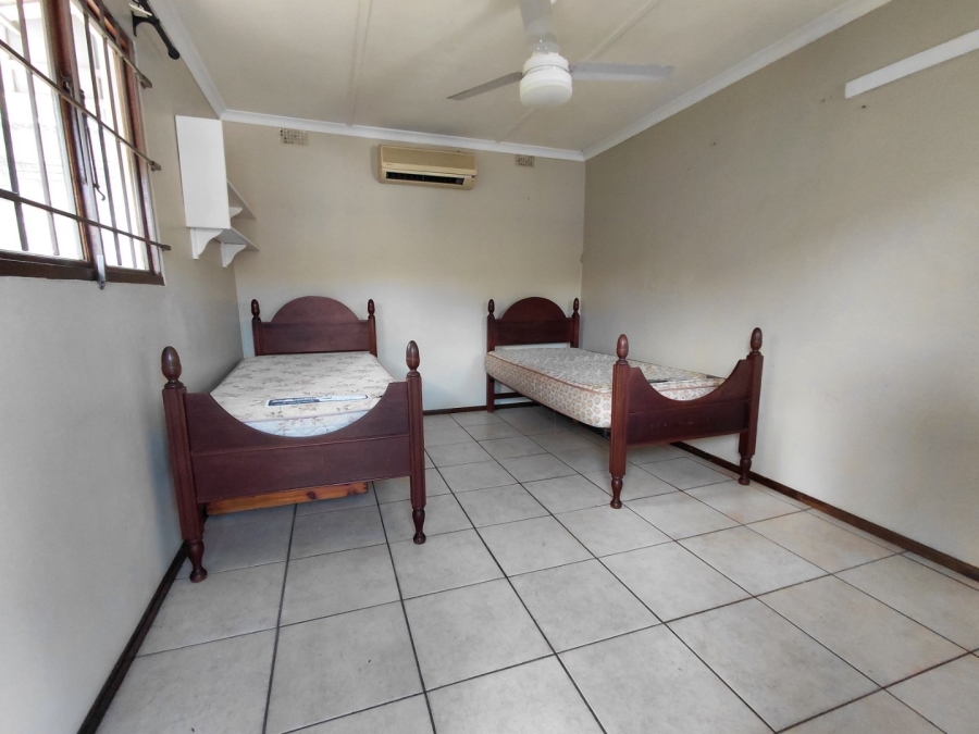 8 Bedroom Property for Sale in Sherwood KwaZulu-Natal