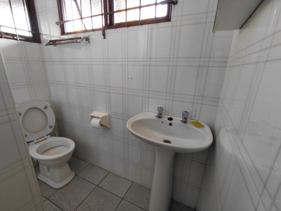 8 Bedroom Property for Sale in Sherwood KwaZulu-Natal