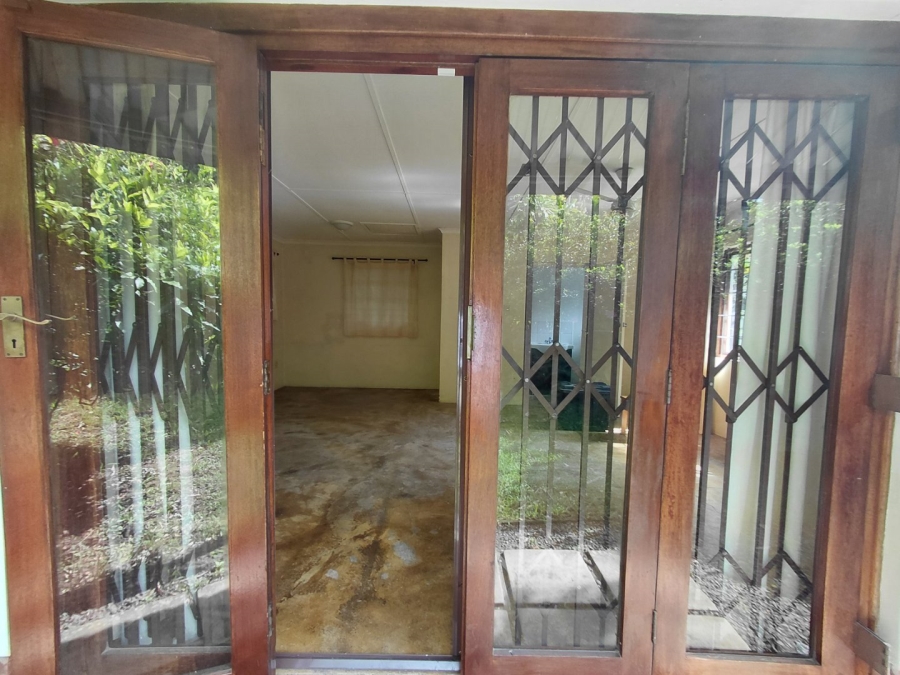 8 Bedroom Property for Sale in Sherwood KwaZulu-Natal