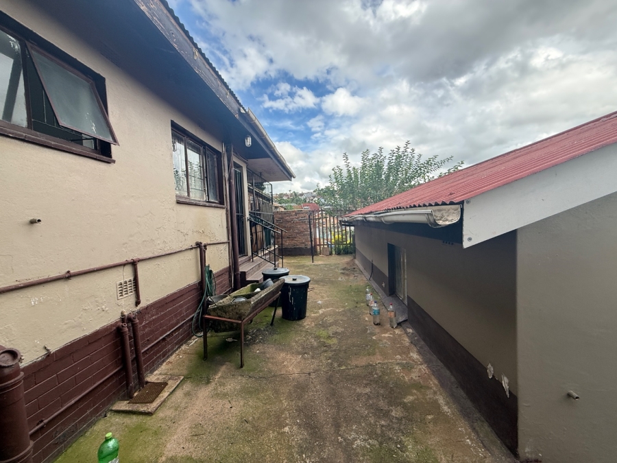 4 Bedroom Property for Sale in Raisethorpe KwaZulu-Natal