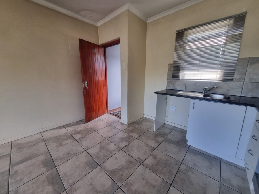To Let 2 Bedroom Property for Rent in Chase Valley KwaZulu-Natal