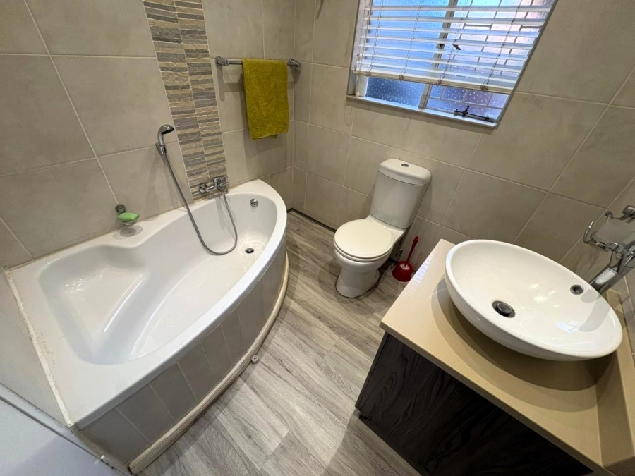 3 Bedroom Property for Sale in Pioneer Park KwaZulu-Natal