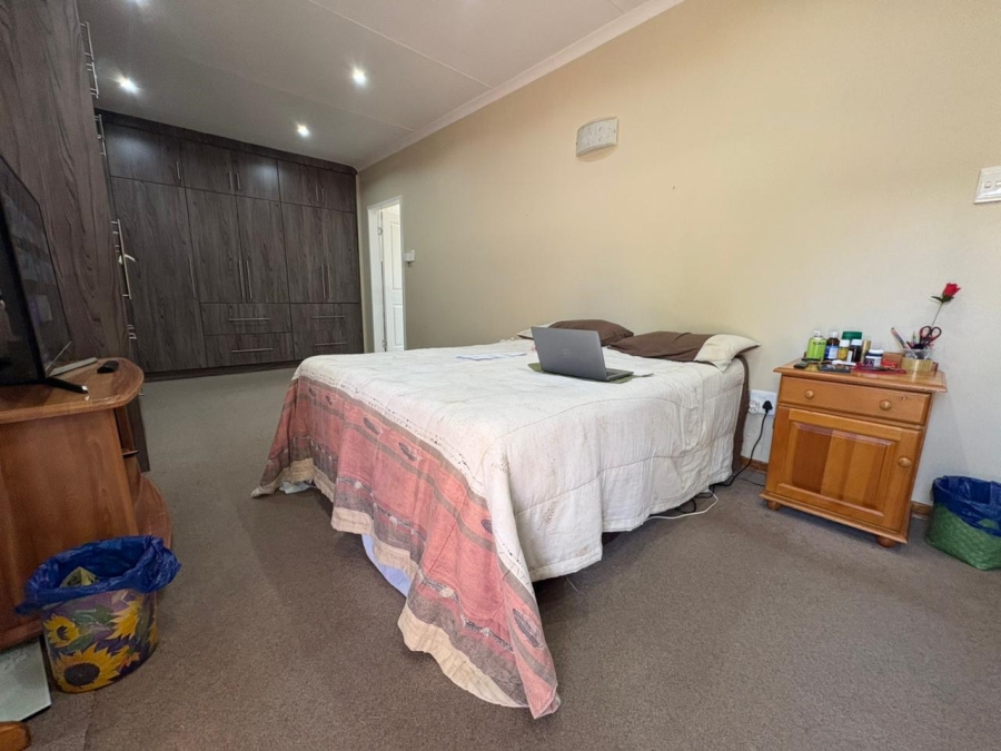 3 Bedroom Property for Sale in Pioneer Park KwaZulu-Natal