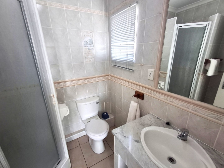 3 Bedroom Property for Sale in Port Edward KwaZulu-Natal