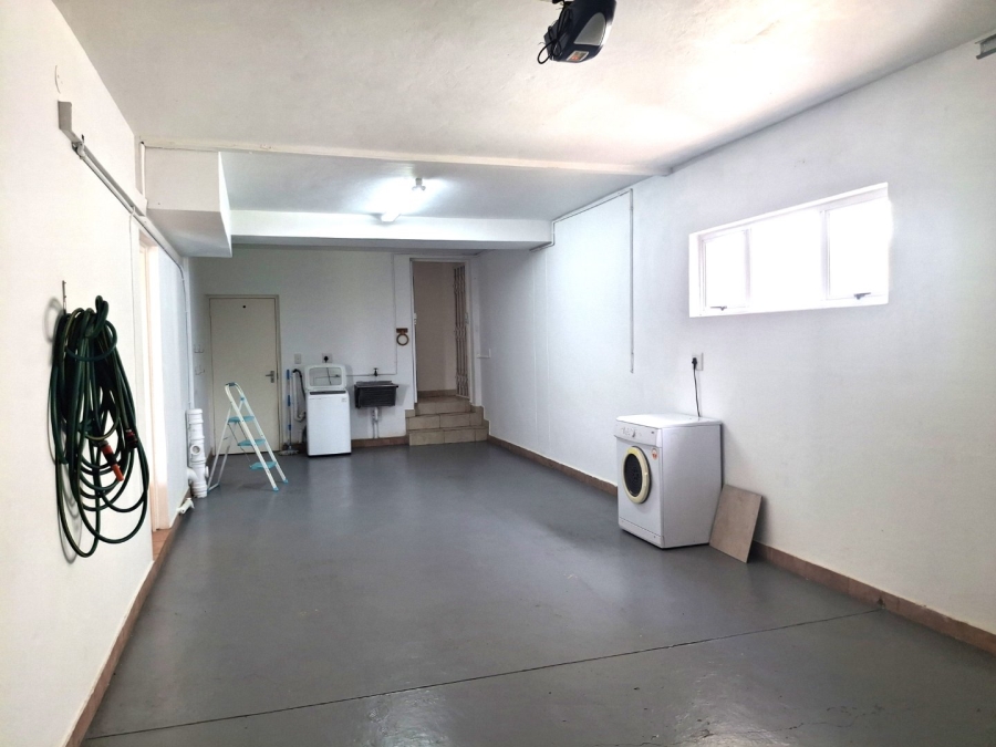 3 Bedroom Property for Sale in Port Edward KwaZulu-Natal