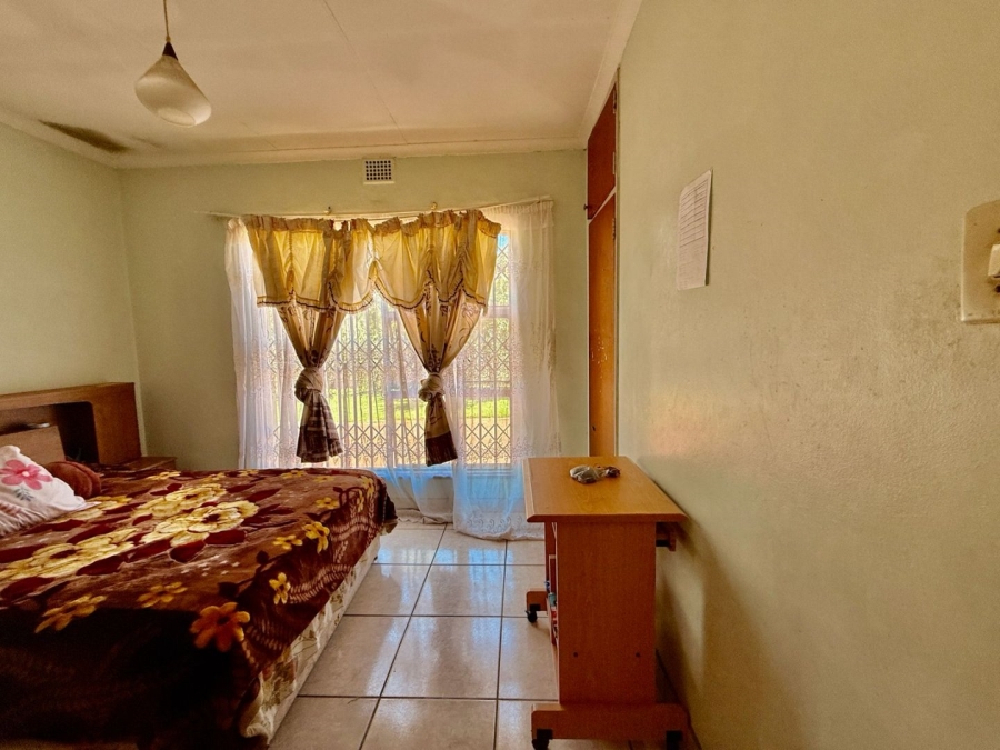 4 Bedroom Property for Sale in Huttenheights KwaZulu-Natal