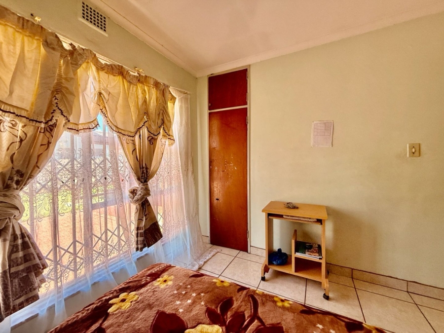 4 Bedroom Property for Sale in Huttenheights KwaZulu-Natal