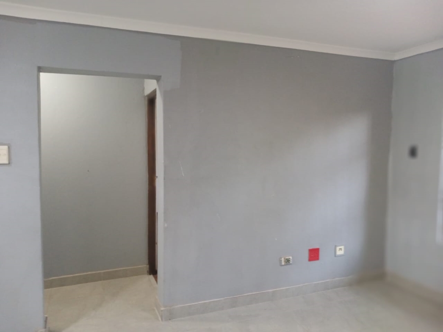 2 Bedroom Property for Sale in Montclair KwaZulu-Natal