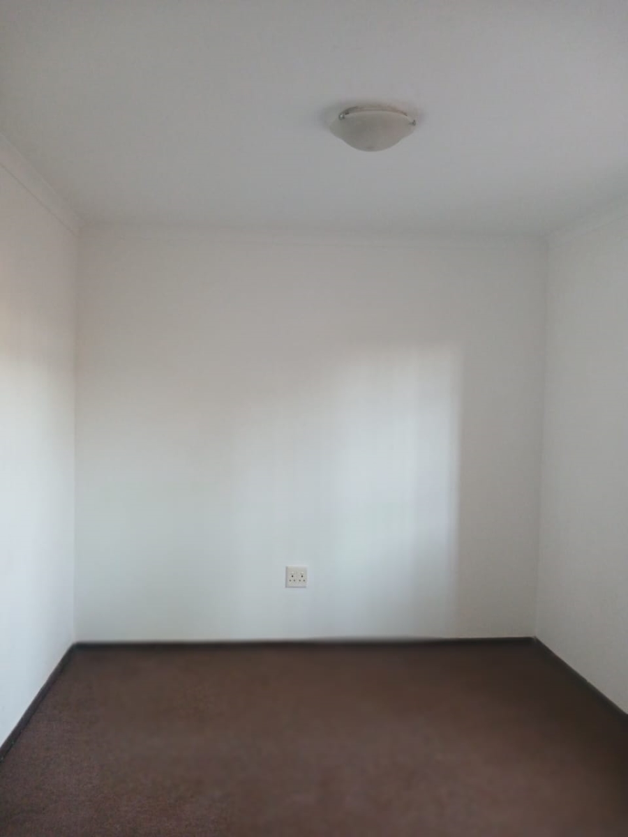 2 Bedroom Property for Sale in Montclair KwaZulu-Natal