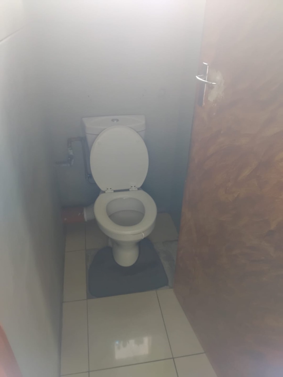 To Let 3 Bedroom Property for Rent in Windermere KwaZulu-Natal