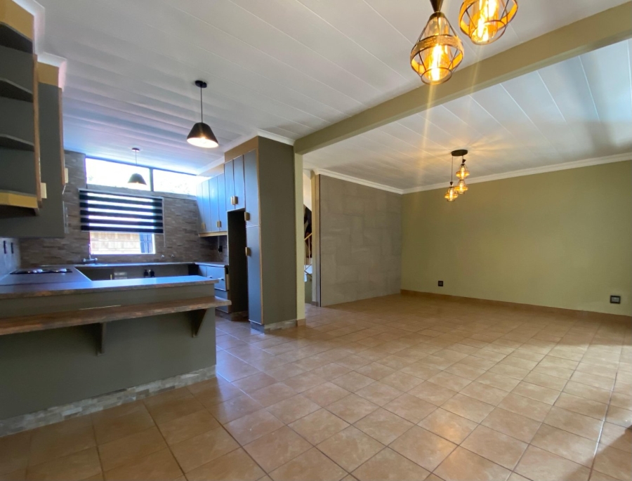 2 Bedroom Property for Sale in Huttenheights KwaZulu-Natal