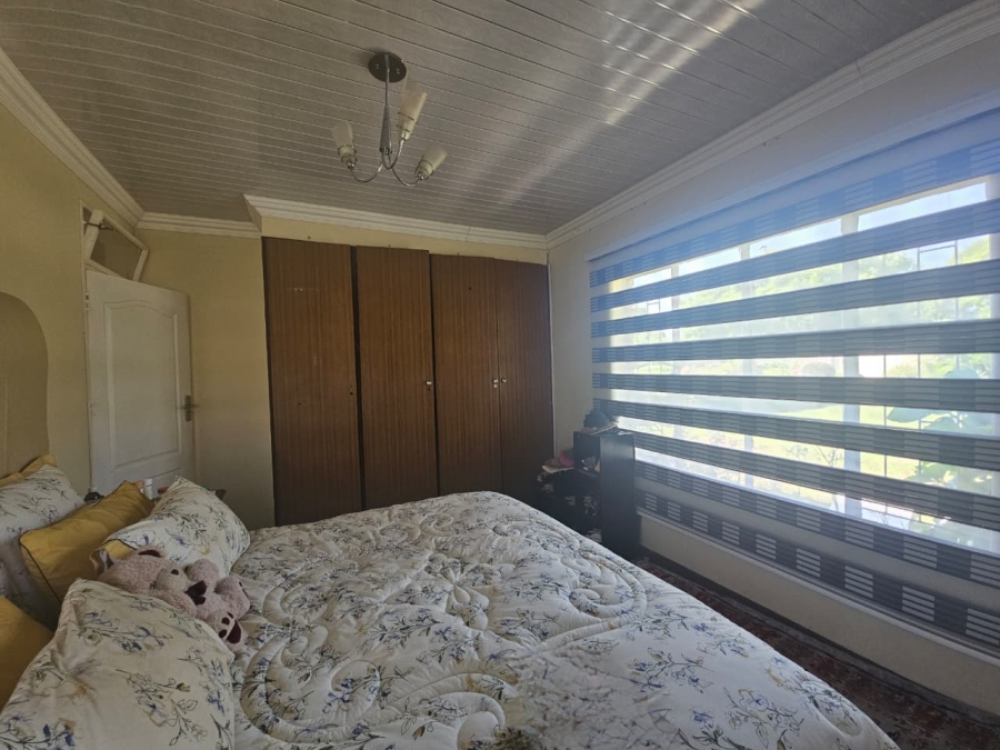 4 Bedroom Property for Sale in Signal Hill KwaZulu-Natal