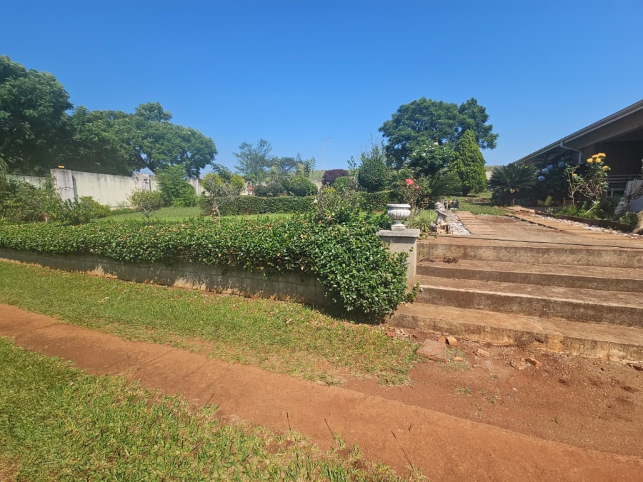 4 Bedroom Property for Sale in Signal Hill KwaZulu-Natal