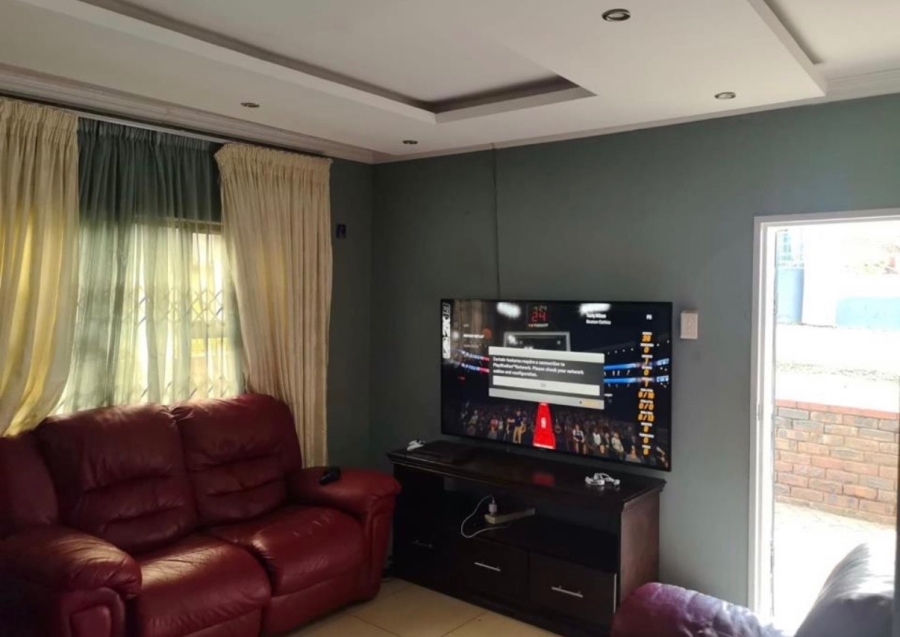3 Bedroom Property for Sale in Eastwood KwaZulu-Natal