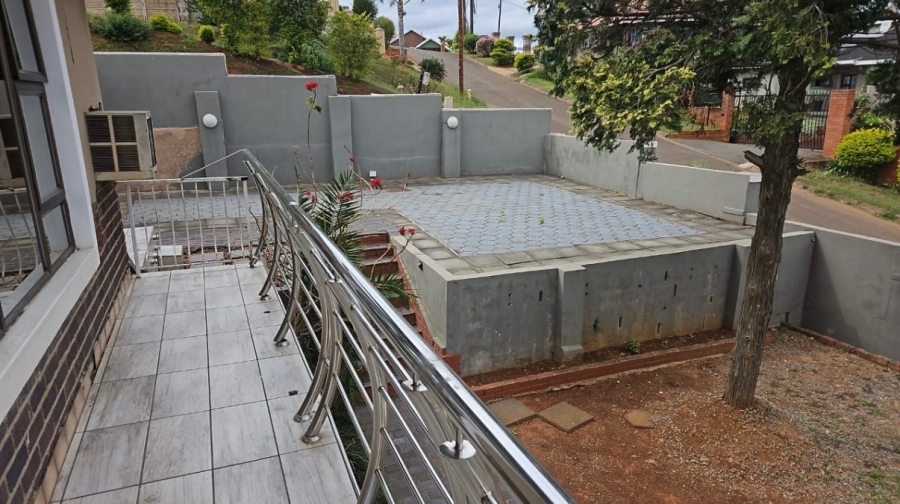 3 Bedroom Property for Sale in Eastwood KwaZulu-Natal