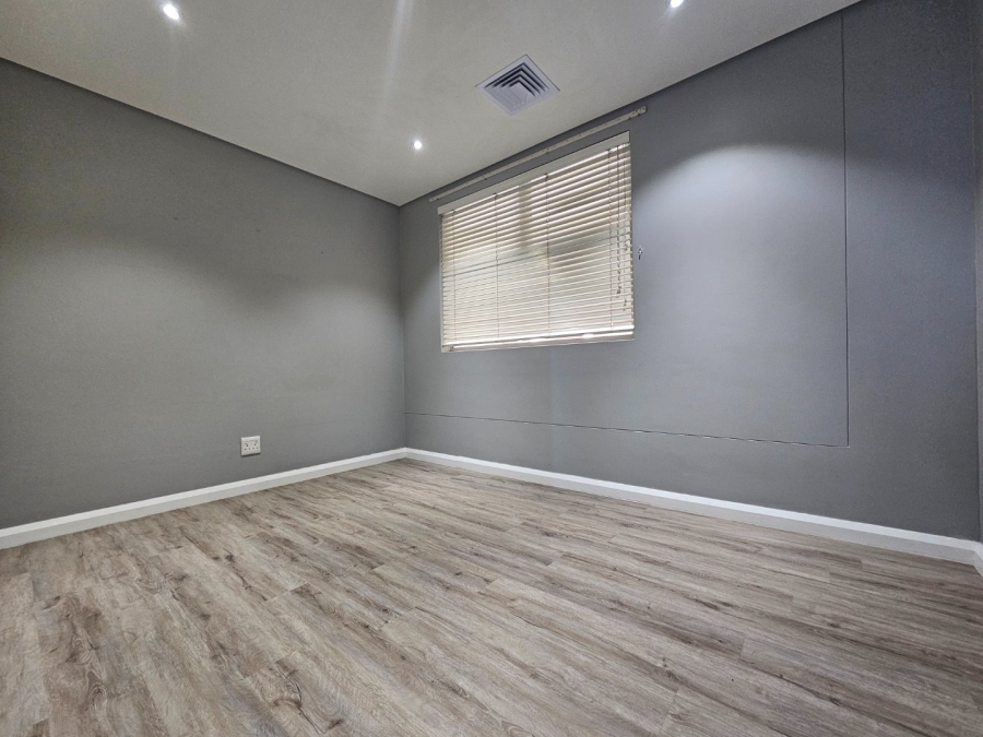 2 Bedroom Property for Sale in Umhlanga Ridge KwaZulu-Natal