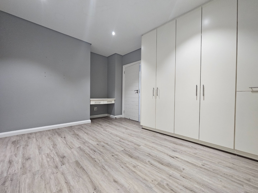 2 Bedroom Property for Sale in Umhlanga Ridge KwaZulu-Natal