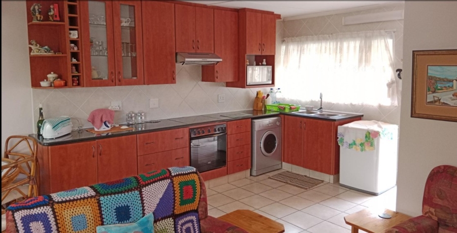 2 Bedroom Property for Sale in Hibberdene KwaZulu-Natal