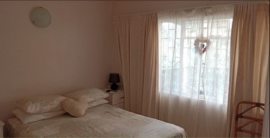 2 Bedroom Property for Sale in Hibberdene KwaZulu-Natal