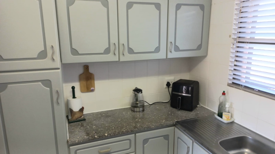 2 Bedroom Property for Sale in Scottburgh Central KwaZulu-Natal