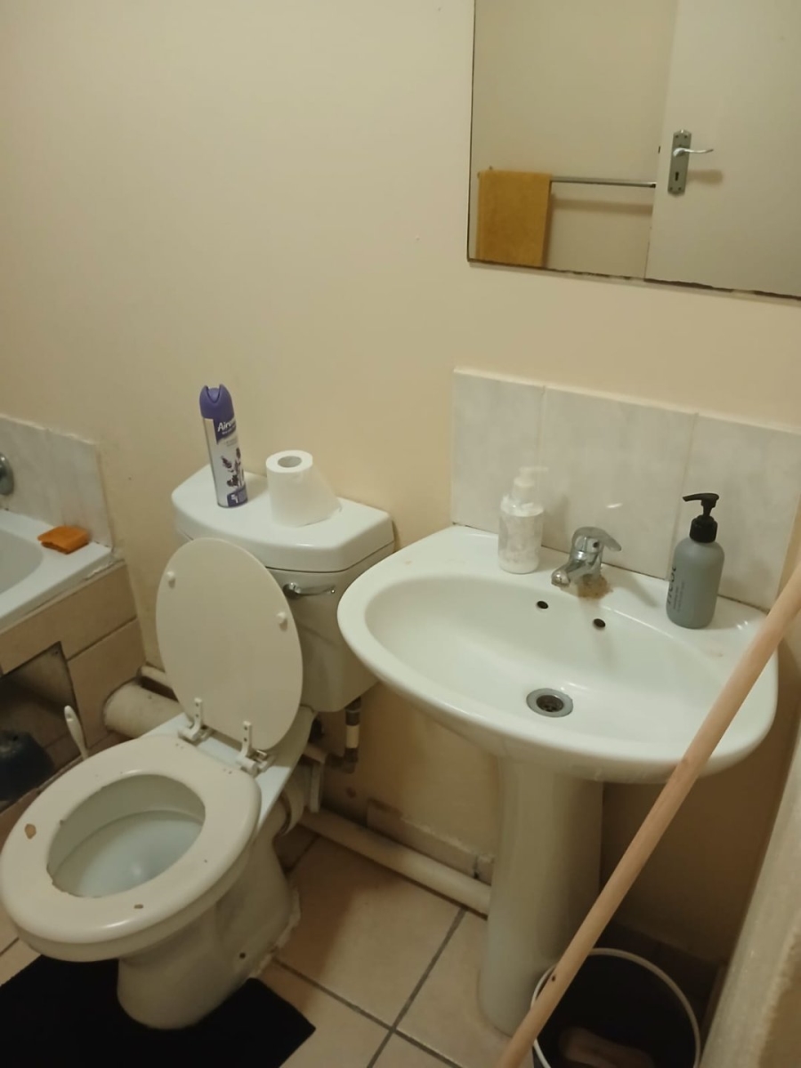 2 Bedroom Property for Sale in Montclair KwaZulu-Natal