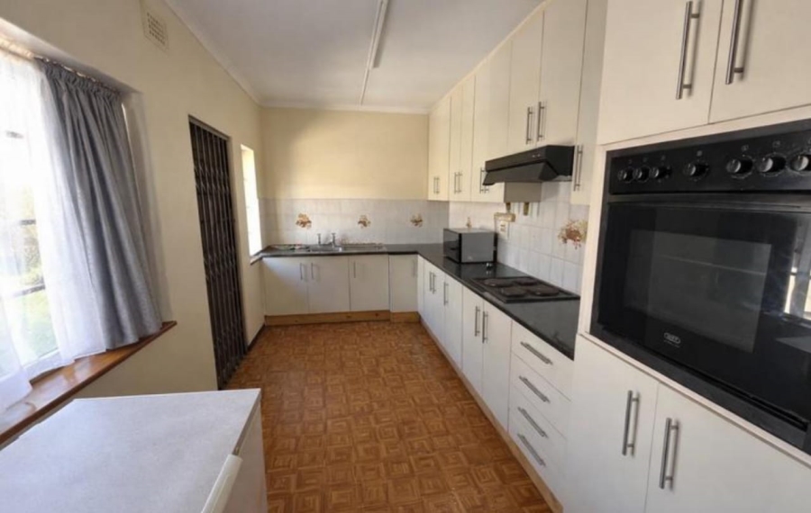 4 Bedroom Property for Sale in Scottsville KwaZulu-Natal