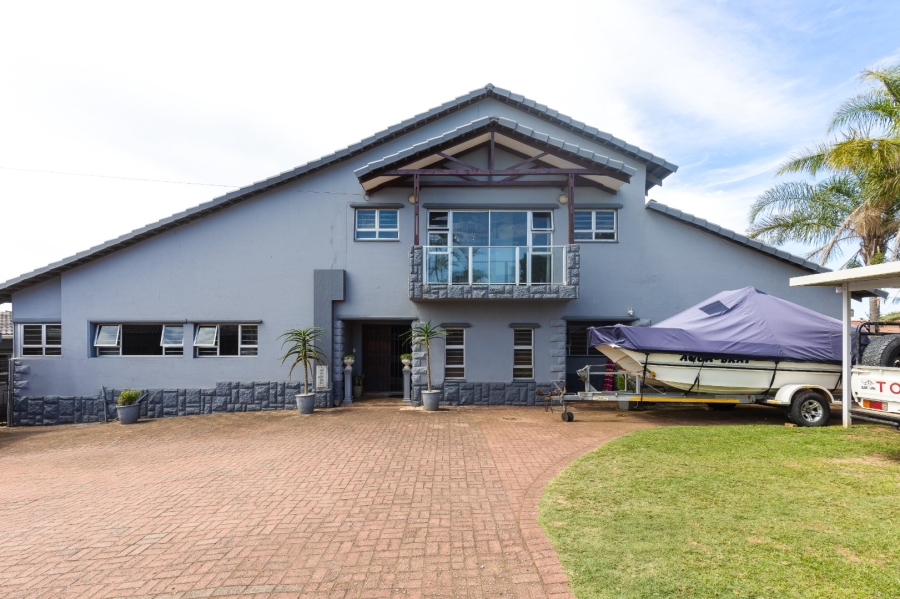 4 Bedroom Property for Sale in Shelly Beach KwaZulu-Natal