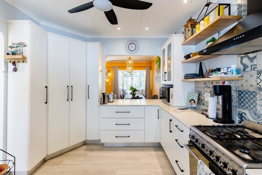 3 Bedroom Property for Sale in Umtentweni KwaZulu-Natal