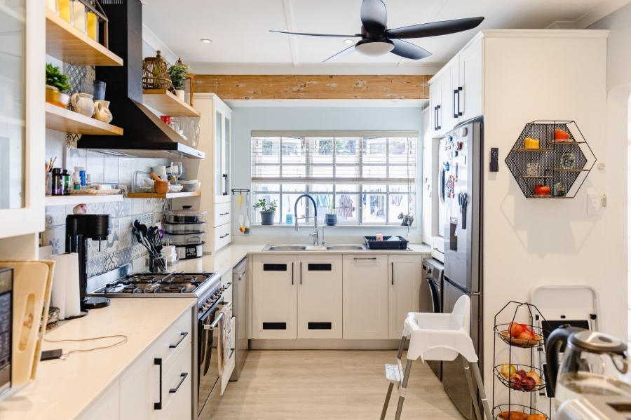 3 Bedroom Property for Sale in Umtentweni KwaZulu-Natal