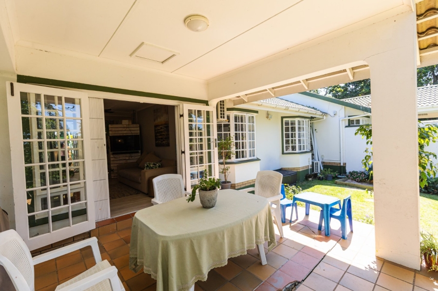 3 Bedroom Property for Sale in Umtentweni KwaZulu-Natal