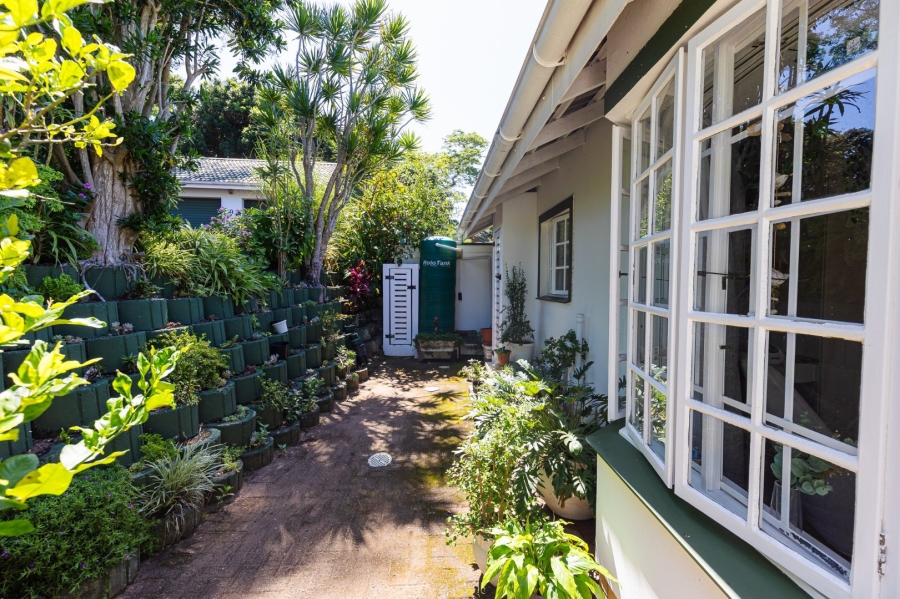 3 Bedroom Property for Sale in Umtentweni KwaZulu-Natal