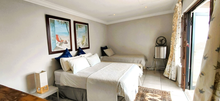 5 Bedroom Property for Sale in Umzumbe KwaZulu-Natal