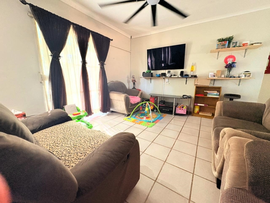 2 Bedroom Property for Sale in Aviary Hill KwaZulu-Natal