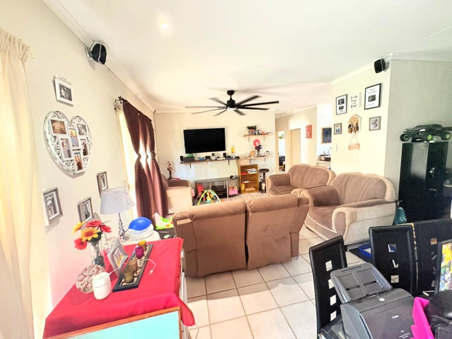 2 Bedroom Property for Sale in Aviary Hill KwaZulu-Natal