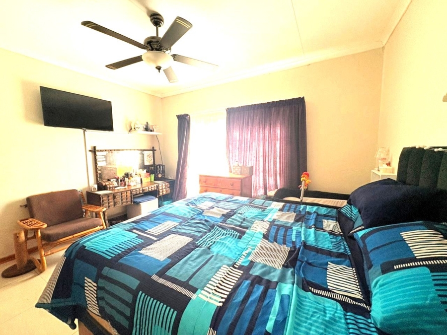 2 Bedroom Property for Sale in Aviary Hill KwaZulu-Natal