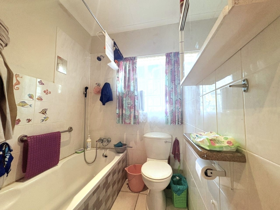 2 Bedroom Property for Sale in Aviary Hill KwaZulu-Natal