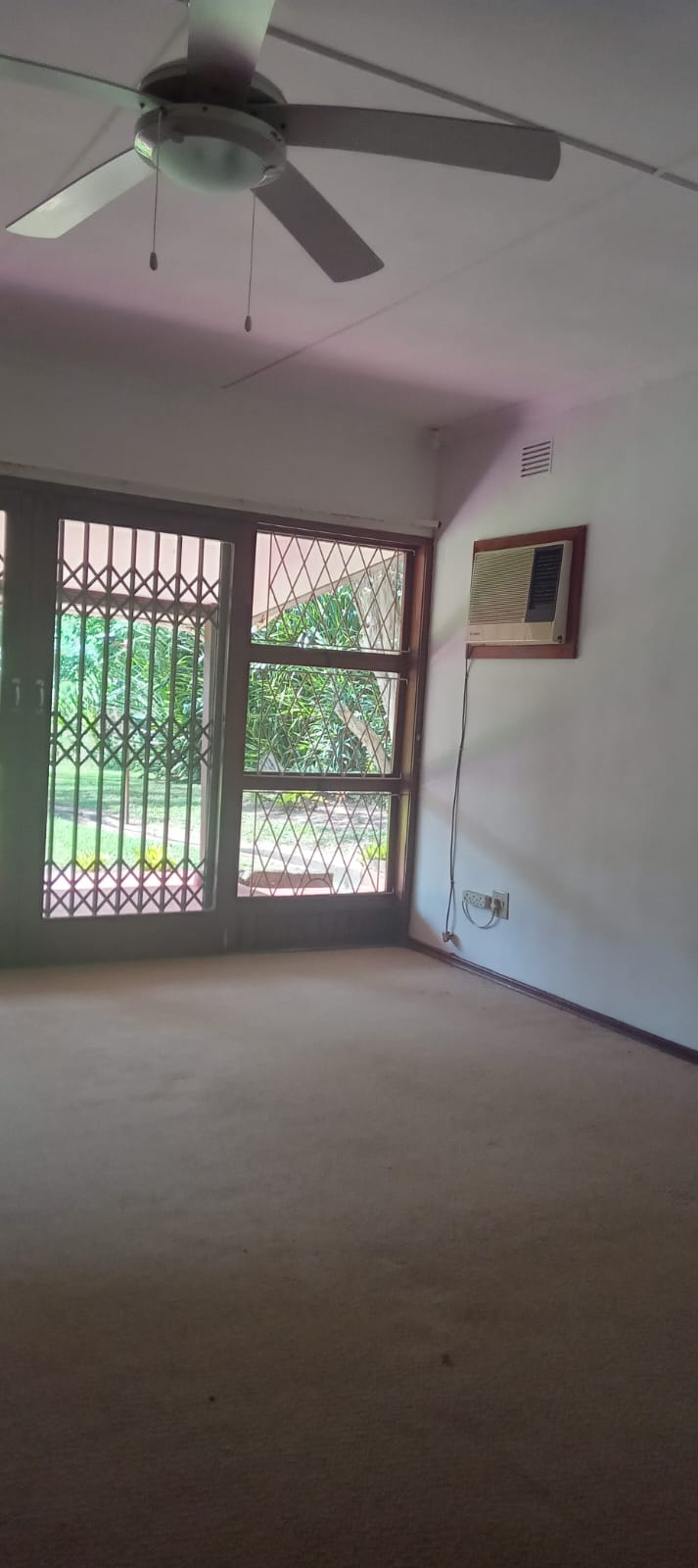 3 Bedroom Property for Sale in Uvongo KwaZulu-Natal
