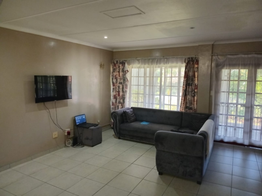 2 Bedroom Property for Sale in Umtentweni KwaZulu-Natal