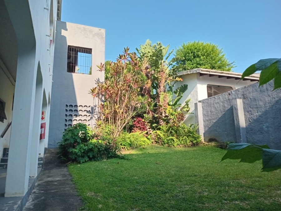 2 Bedroom Property for Sale in Umtentweni KwaZulu-Natal