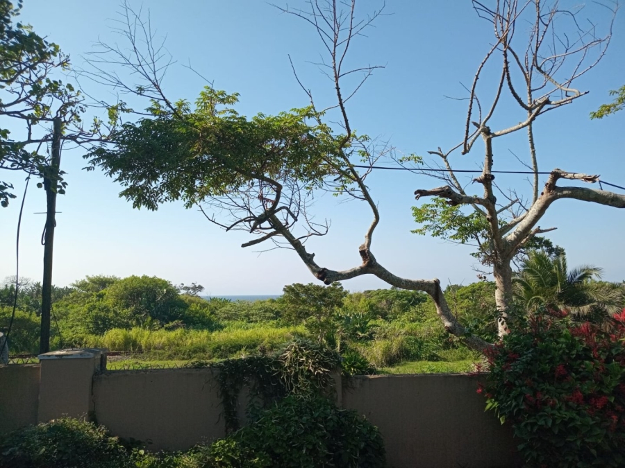 2 Bedroom Property for Sale in Umtentweni KwaZulu-Natal