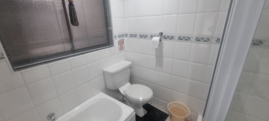 3 Bedroom Property for Sale in Uvongo Beach KwaZulu-Natal