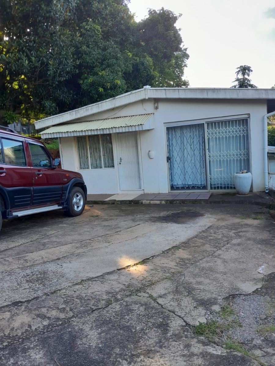 To Let 1 Bedroom Property for Rent in Athlone KwaZulu-Natal