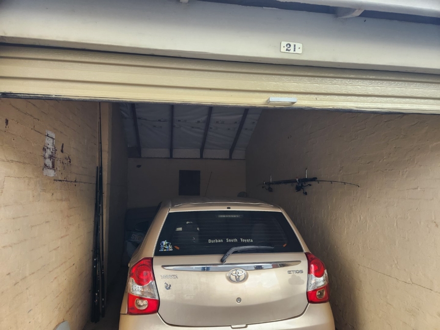 1 Bedroom Property for Sale in Doonside KwaZulu-Natal