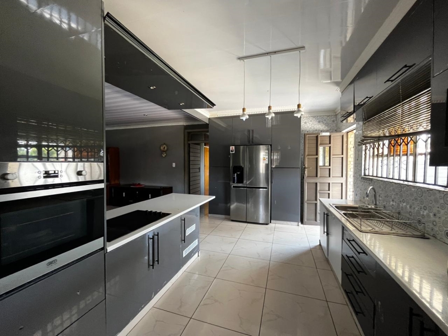 3 Bedroom Property for Sale in Barry Hertzog Park KwaZulu-Natal