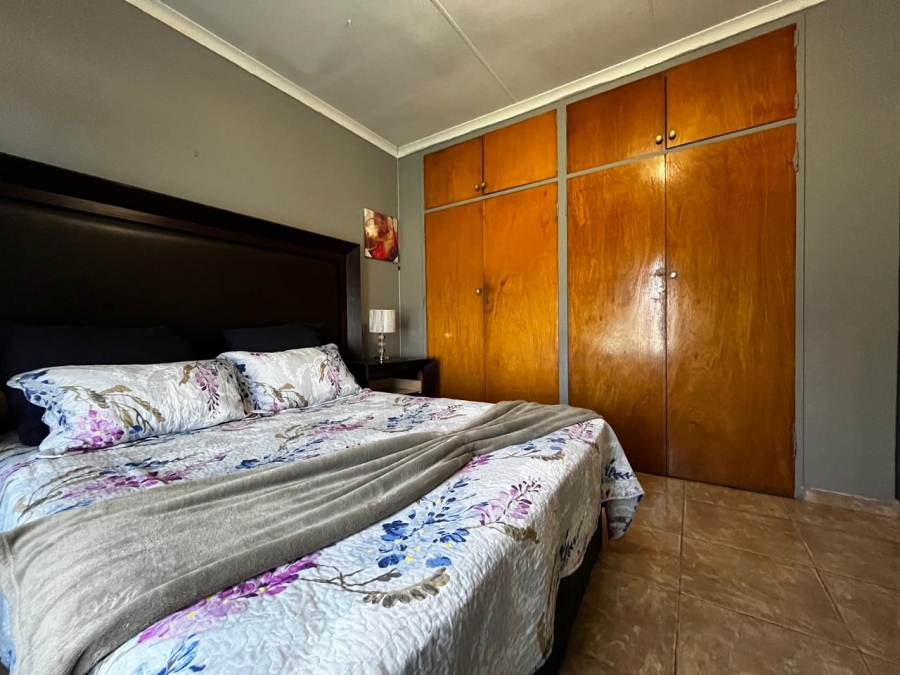 3 Bedroom Property for Sale in Barry Hertzog Park KwaZulu-Natal