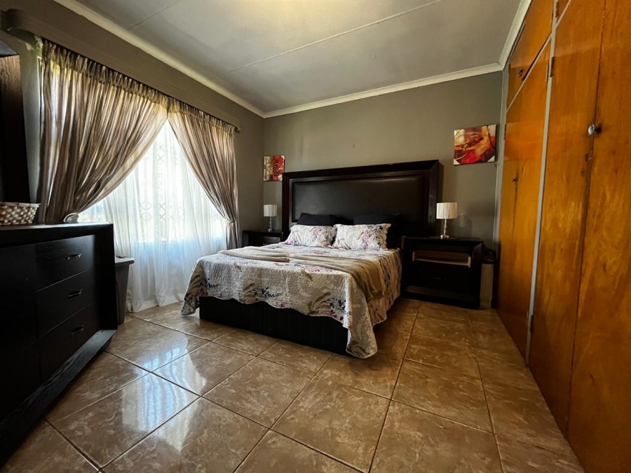 3 Bedroom Property for Sale in Barry Hertzog Park KwaZulu-Natal