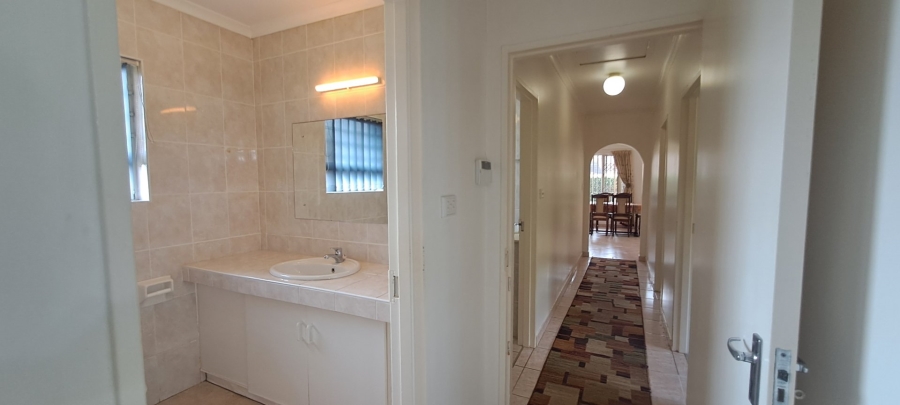 3 Bedroom Property for Sale in Margate KwaZulu-Natal