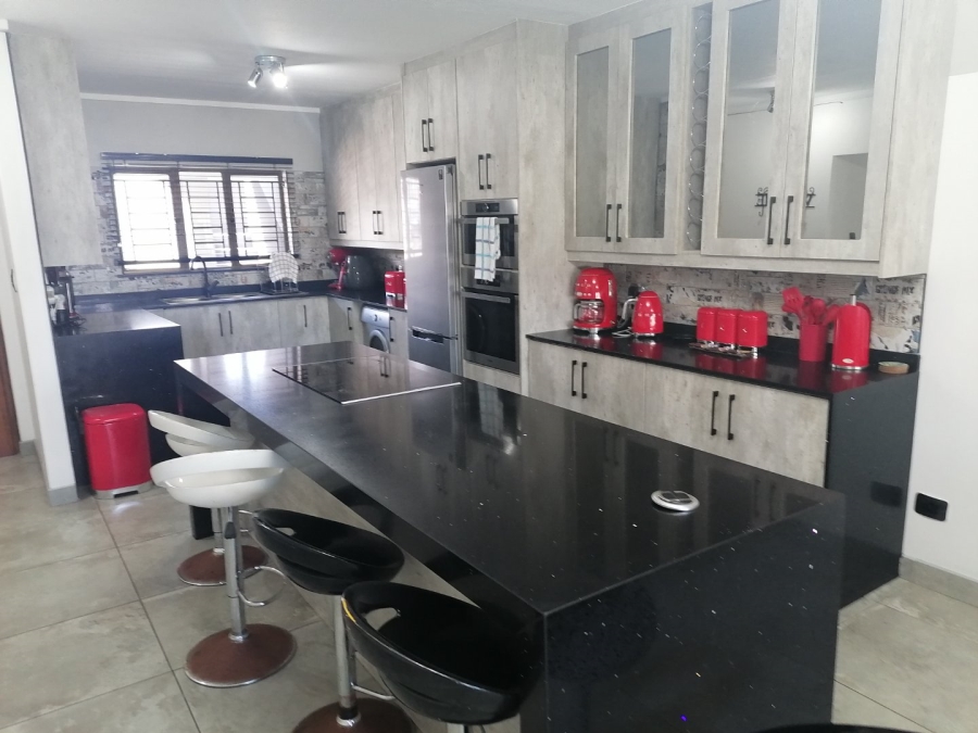 3 Bedroom Property for Sale in Ballito Central KwaZulu-Natal