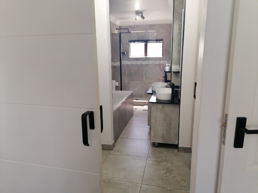 3 Bedroom Property for Sale in Ballito Central KwaZulu-Natal